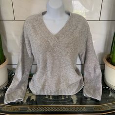 Super Comfy And Cozy - Perfects For Winter & Spring Weather! Cozy Fit V-neck Sweater, Comfortable V-neck Fall Tops, Cozy Relaxed Fit V-neck Sweater, Cozy Winter Tops By H&m, H&m V-neck Sweater For Spring, H&m Knit V-neck Top, Cozy H&m Tops For Fall, Casual Gray Soft Knit V-neck Sweater, Cozy Gray V-neck Top