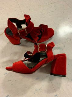 The item for sale is a pair of women's heels in a red velvet. This pair is of shoes is pre-owned, but in great shape. They are a size 7 and there is no model number as they were a sample. This item is 100% authentic and made of a velvet material. This item is being sold as is per the photos. Please check out my other auctions for more sizes, styles and colors available. Combined shipping available for multiple items. Please feel free to ask any questions regarding all items listed. Women's Heels, Velvet Material, Nike Huarache, Womens Heels, Red Velvet, Sneakers Nike, Outfit Ideas, Size 7, Velvet