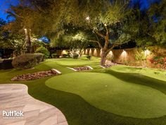 Home Putt Putt Course, At Home Golf Course, Golf Course Homes Backyards, Backyard Golf Course Ideas, Mini Golf Backyard Ideas, Golf Course Backyard