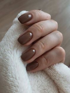 Square Oval Nails, Fall Nails 2023, Short Nail Manicure, Brown Nail Polish, Brown Nail, Hello Nails, Romantic Nails, Hippie Nails, Nail Art Trends