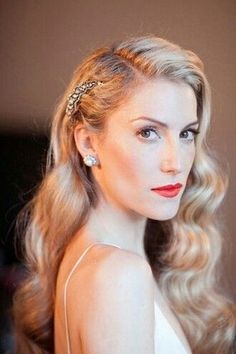 50s Hairstyles, Vintage Wedding Hair, Side Hairstyles, Natural Curls Hairstyles, Trendy Wedding Hairstyles, Wedding Hair Down, Hot Hair Styles, Wedding Hairstyles For Long Hair, Long Straight Hair