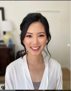 Asian Hair Updo, Bride Makeup Asian, Asian Wedding Hair, Bride Makeup Natural, Asian Wedding Makeup, Asian Bridal Hair, Sanggul Modern, Before And After Transformation, Asian Bridal Makeup