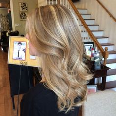 Blow Out Blonde Highlights, Golden Blonde Hair Layers, Shoulder Length Blonde Hair Straight, Creamy Beige Hair, Long Golden Blonde Hair With Layers, Light Blonde Blowout, Butter Blonde Highlights, Long Layers Honey Blonde, Warm Blonde Hair Color Honey