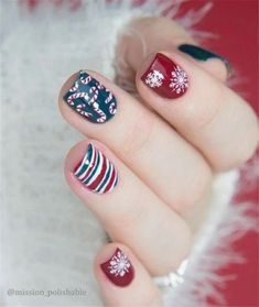 Nail Art Noel, Cute Christmas Nails, Short Nails Art, Christmas Nail Art Designs, Nails Red, Winter Nail Art, Colorful Nail Designs, Birthday Nails