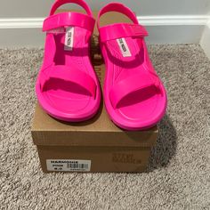 Steve Madden Pink Harmonie Dad Sandals Size 8 Brand New Pink Open Toe Jelly Sandals With Cushioned Footbed, Pink Casual Sandals With Heel Strap, Casual Pink Sandals With Heel Strap, Pink Slip-on Sandals With Heel Strap, Dad Sandals, Shoes Steve Madden, Steve Madden Shoes, Women's Shoes Sandals, Steve Madden