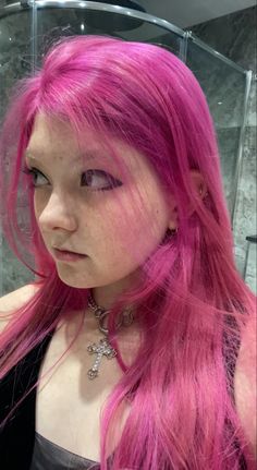 A girl with pink hair looking to the left Vibrant Pink Hair, College Hairstyles, Luscious Hair, Punk Hair, Pretty Braided Hairstyles, Dye My Hair, Hair Dye Colors, Hair Inspo Color, Dream Hair