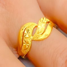 Chic Radiant 22k Gold Ring Elegant Gold Couple Rings With Simple Design, Gold-plated Rings With Simple Design, Simple Gold-plated Gold Rings, Simple Design Gold-plated Rings, Formal Gold Rings With Simple Design, 22k Gold Promise Ring, Elegant 22k Gold Toe Ring, 22k Gold Open Ring, Yellow 22k Gold Rings