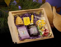 Lavender Honey Bee hive gift basket by Queen Bee Honey in Massachusetts Appreciation Baskets, Honey Gift Basket, Honey Gift, Gardening Gift Baskets, Honey Candy, Honey Bee Hives, Honey Gifts, Beeswax Lip Balm