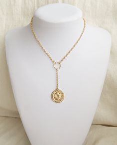 "♥ GOLD COIN NECKLACES ♥ This gold coin necklace or the 2 layered together will be perfect for everyday and night outfit. In this listing you can order the coin necklaces as in photos 1-3: You can choose to buy one coin necklace or the set of 2 necklaces. You can choose necklace length. You can choose size of coin BIG (B) or SMALL (C). You can choose to buy the Coin Charmed gold hoops. (as in photo#7) *Please note that when buying the set of 2 coin necklaces you get a better price. -Necklaces de Gold Coin Medallion Necklace With Adjustable Chain, Gold Coin Jewelry, Coin Necklace Gold, Necklace Long Gold, Gold Coin Necklace, One Coin, Jewelry Men, Gold Long Necklace, Medallion Necklace