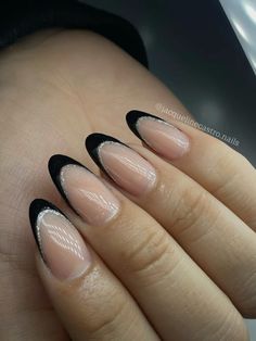 French Manicure Black Tips Almond, Black Acrylic Nail Designs French Tip, Holiday Nails Black And Silver, Black Glitzy Nails, New Years Nail Designs Oval, Birthday Nail Almond, Black Sparkly Christmas Nails, Almond Nails Trendy Black, Simple Black Almond Nails