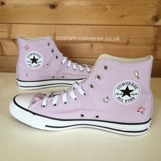 Heartstopper Leaves | Custom Converse Ltd Heartstopper Graphic Novel, Cute Converse Shoes, Cute Converse, Low Top Converse, Small Leaves, Converse Trainers, Rainbow Ribbon, High Top Converse, Shoe Ideas