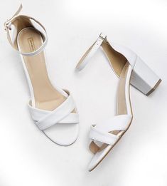 "Mia - white classic and elegant block heel sandals made of high-quality top-grain leather or suede leather. Perfect for bride or for bridesmaids. The universal and timeless model coordinates flawlessly with each wedding outfit. The comfort of use is guaranteed by the soft leather insole. The shoes, refined in the smallest details, provide a comfortable and stable base for bride or bridesmaids. Heel height 6 cm = 2.4 \" Ready to ship size 6 US and 10 US. Sizes UK, EU, US and feet dimensions in c Brides Maid Shoes, Comfortable Wedding Heels, Wedding Sandals Heels, Block Heels Wedding, Wedding Shoes White, White Shoes Heels, Bridesmaids Shoes, Ivory Sandals, Heel Sandals Outfit