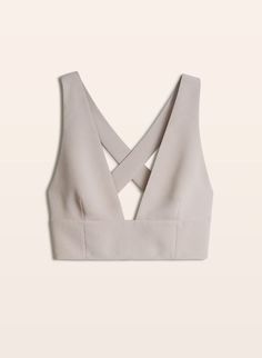 Wilfred Gerland Top - It took me a second to realize this isn't a bra but instead the classiest crop top on earth Aritzia Summer, Pola Bra, Bohemian Headpiece, Saree Jackets, Wedding Bohemian, Diy Vetement, Wedding Dress Chiffon, Trendy Wedding Dresses, Ever Pretty