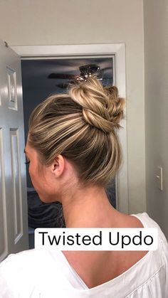 Hoco Hair Ideas Updo Hairstyle, Twisted Updo, Cute Hairstyles For Medium Hair, Bridesmaid Hair Short, Summer Hairstyles For Medium Hair, Bun Hairstyles For Long Hair, Natural Hair Braids