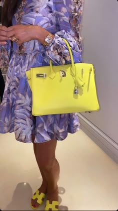 Yellow Birkin Bag, Yellow Chanel Bag Outfit, Black Floral Dress Outfit, Boho Dress Outfit, Floral Dress Outfits, Classy Fits, Fall Dress Outfit, Sandals Outfit, Luxury Lifestyle Dreams