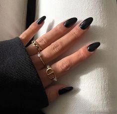 Milky Black Nails for Captivating Allure: Mystical Elegance – DTK Nail Supply Nails And Rings, Black Almond Nails, Black Gel Nails, Maquillage On Fleek, Nagellack Trends, Milky Nails, Black Acrylic Nails, Almond Nails Designs, Black Nail