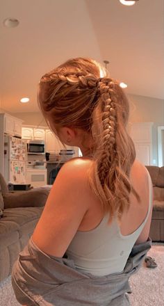 Hairstyle Inspo For Long Hair, Big Valley Jamboree Outfits, Summer Hair Ideas 2023, Senior Year Hairstyles, Winterguard Hairstyles, Cool Hair Styles For Long Hair, Track Makeup, Swedish Hairstyles, Hairstyles For Track