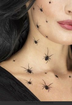 Hallowen Schminke, Spider Tattoos, Maquillage Halloween Simple, Spider Makeup, Holloween Makeup, Halloween Spider Decorations, Halloween Makeup Pretty, Effects Makeup