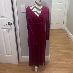 Stunning Dress! Does Not Come With Belt And Slight Defects As Shown And Are Hardly Noticeable As They Are Under Arms At Waist And Under Dress Fold ~ Has Been Priced Accordingly! Taylor Red, Red Velvet Dress, Under Dress, Size 8 Dress, Stunning Dresses, Velvet Dress, Pink Red, Red Velvet, Pink Ladies