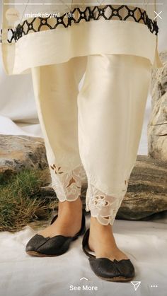 Pant Designs For Kurti With Lace, Lace Design On Plazo, Pakistani Trouser Design With Lace, Pakistani Bottom Pants, Ladies Trouser Design In Pakistan, Indian Designer Suits