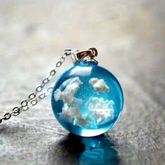 Innovated And Novel Three-Dimensional Transparent Resin Durable Material Made Of High-Quality Resin, This Necklace Is Long Lasting And Sturdy. قلادات متدلية, Resin Pendant Necklace, Necklace Moon, Transparent Resin, Chic Necklace, Moon Pendant Necklace, Party Necklace, Mens Jewelry Necklace, White Cloud