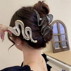 Hair Claw, Cute Hairstyles, Beauty And Personal Care, Hold On