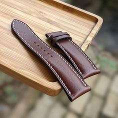 "This Brown Watch Strap Made of top quality genuine Vachetta leather and the stitching is immaculate.Every detail in this handcrafted product speaks of the care and effort that has gone into making this watch band durable,vintage and functional. Topside: Vachetta Leather Underside : Jermatt hass leather All of our Handmade Leather Watch Strap and other product are fully personalizable, please just let me know what would you like to personalize / customize your own item, If you have any questions for us on this specific phone case, or any other product in my shop, or want to ask me about customized purchases - please let me know by clicking on the \"contact seller\" button. Thank you and happy shopping! See more our products on : Facebook: https://www.facebook.com/Salamcraft/ Pinterest: htt Classic Brown Rectangular Watch Bands, Business Leather Watch Bands With Stainless Steel Clasp, Leather Watch Bands With Leather Strap As Gift, Leather Strap Watch Bands As Gift, Classic Brown Bracelet Strap Watch Bands, Classic Brown Watch Accessories With Adjustable Fit, Classic Leather Watch Bands With Stainless Steel Clasp, Classic Brown Watch Bands With Bracelet Strap, Luxury Leather Strap Watch Band Gift