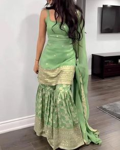 Indian Sharara, Patiyala Salwar, Wedding Wear Indian, Green Sharara, Suits For Women Indian, Diwali Dresses, Mehendi Outfit, Sharara Designs, Indian Suit