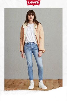 The Levi's® 712 Slim Jeans feature a timeless, chic fit. Made with a delicate blend of ultra-soft fibers and powerful stretch. Womens Levis, Wardrobe Refresh, Timeless Chic, Levi Jeans Women, Winter Clothes, Slim Leg