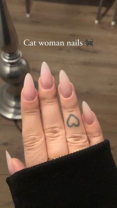 Cat Woman Nails 2022, Glossy Almond Acrylic Nails, Catwoman Nails 2022, Nail Designs For Oval Nails, Natural Stiletto Nails Acrylics, Short Acrylic Nails Stiletto, Long Oval Nails Acrylics, Oval Acrylic Nails Designs, Cat Nails Acrylic