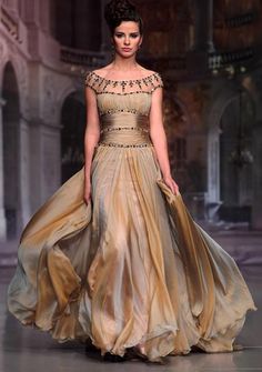 ♥ Romance of the Maiden ♥ couture gowns worthy of a fairytale - jaglady Masquerade Gala, Robes Glamour, Clothes Making, Night Dresses, 2014 Dresses, Dress Closet, Mob Dresses, فستان سهرة, Fairytale Dress