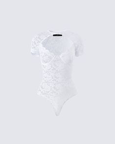 Not your average bodysuit 🙌 With an elevated and elegant look, this lacey piece made from stretch lace fabric and complete with a high neck and cut out details will take all of your looks to new heights 🤍 Jisoo Outfit, Cute Online Clothing Stores, White Lace Bodysuit, Dr Wardrobe, Cut Out Bodysuit, Stretch Lace Fabric, Alexa Demie, Fashion Dictionary, Outfit Shopping