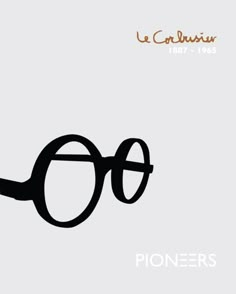 an image of a pair of glasses with the words pioneers written on it in french