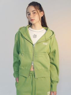 Composition : OUT SHELL : COTTON 60% and POLYESTER 40%Color : GREEN_FREECountry of Origin : CHINA Casual Green Hoodie With Zipper, Green Zipper Closure Long Sleeve Hoodie, Green Long Sleeve Hoodie With Zipper Closure, Green Cotton Outerwear With Zipper Closure, Hoodie Top, Zip Up, Zip Ups, Loose Fitting, Composition