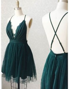 Shop no back short tulle hunter green little dress with deep v neck online. Sheprom custom high quality formal, party, casual & more style dresses to fit your special occasions. Homecoming Dresses Green, Prom Dress Green, Prom 23, Hoco 2024, Green Homecoming Dresses, Dress Display, Green Tulle, Green Dresses, Lace Homecoming Dresses