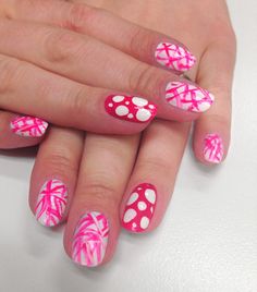 Info / tutorial: http://www.yliving.com/blog/friday-fun-spot-square-modern-manicure/ Modern Manicure, Square