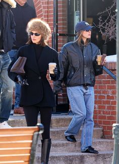 Kendall jenner and Hailey Bieber in Aspen