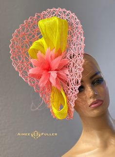 Sinamay Fascinator Hat For Spring, Spring Fascinator With Sinamay And Curved Brim, Spring Church Fascinator In Sinamay, Spring Sinamay Fascinator Hat, Spring Church Sinamay Fascinator, Spring Sinamay Fascinator, Adjustable Sinamay Headpiece For Spring, Spring Sinamay Mini Hats For Races, Spring Short Brim Sinamay Costume Hats And Headpieces