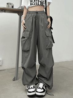 Ruched Pocket Baggy Cargo Pants Ruched Pocket Baggy Cargo Pants - AnotherChill Seluar Wanita, Tomboy Stil, Celana Kargo, Estilo Tomboy, Street Punk, American Street, 여름 스타일, Baggy Cargo Pants, Cargo Pants Outfit