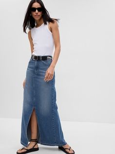 Denim Maxi Skirt High Rise Denim Skirt, Jean Skirt Outfits, Fall Style Guide, Denim Skirt Outfits, Long Denim Skirt, Denim Maxi, Denim Maxi Skirt, Gap Denim, High Rise Denim