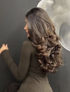 Blowout Curls, Hair Cut Ideas, Bombshell Hair, Black Wavy Hair, Haircut 2024, Haircuts For Long Hair With Layers, Brown Hair Looks, Brown Hair Inspo, Hair Inspiration Long