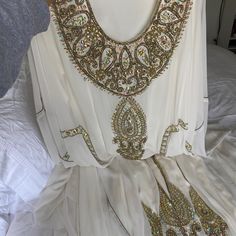 From Dubai. Worn One. Excellent Condition. Dubai, White Gold, Womens Dresses, Women Shopping, Dresses, Gold, White, Color