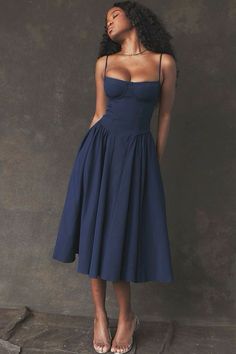 French Formal Dress, Graduation Dress Navy Blue, Khaki Midi Dress, Stylish Midi Dress, Midi Dress Elegant, Corset Midi Dress, Midi Sundress, Sleeveless Outfit, Strapless Midi Dress