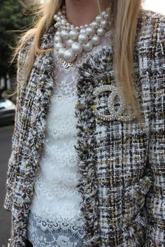 PEARLFECION chanel Freja Beha Erichsen, Skirt Diy, Mode Tips, Chanel Brooch, Crochet Work, Chanel Jacket, Chanel Inspired