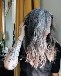 Liz Kamarul, Grey Hair Model, Grey Hair Before And After, Gray Icons, Dreamy Hair, Grey Hair Transformation, Grey White Hair