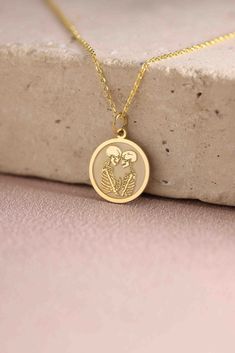 Gold Skull Lovers Pendant - Skull Lovers Gold Necklace ● Material of pendant: Solid Gold 14k ( REAL GOLD ) ● Metal Stamp: 14k ( REAL GOLD ) ● The pendant is available in 5 sizes: - 12,7 mm / 0.5 inches (Diameter) - 14,0 mm / 0,55 inches ( Diameter ) In the photos - 15,3 mm / 0.6 inches ( Diameter ) - 16,5 mm / 0,65 inches ( Diameter ) - 19,1 mm / 0,75 inches ( Diameter ) ( In the photos the size is 14mm / 0.55 inches Diameter ) ( Jump Ring inner diameter: 4 mm ) ● Material of chain: Solid gold 1 Skull Print Necklace For Halloween Gift, Symbolic Skull Shaped Jewelry For Gift, Skull Shaped Engraved Necklaces For Gifts, Skull Shaped Engraved Necklace For Gift, Skull-shaped Engraved Necklace For Gift, Pendant Minimalist, Necklace Mom, Jewelry Board, Lovers Necklace