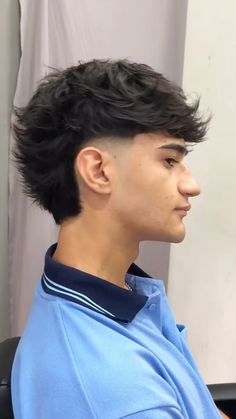 Hairstyles Zayn, Brazil Hair, Fade Haircut Curly Hair, Young Men Haircuts, Mullet Fade, Mohawk Hairstyles Men, Mens Haircuts Short Hair, Guy Haircuts Long, Men Haircut Curly Hair