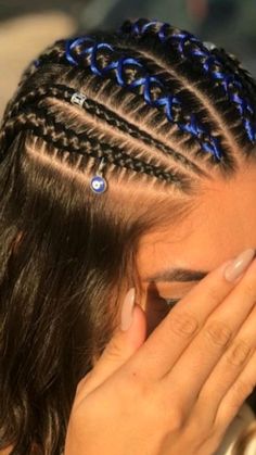 Rave Hair, Hairstyles Straight, Jewish Women, Short Braids, Curly Hair Styles Easy, Hairdos For Curly Hair, Women's Hairstyles, Hair Stylies, Hair Women