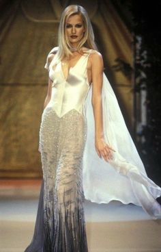 Vintage Runway Fashion, Karen Mulder, Givenchy Couture, Valentino Haute Couture, Vintage Runway, Valentino Couture