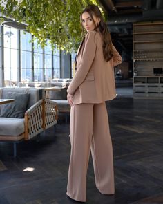 Fabric: High quality suiting fabric Cotton 65%, Polyester 35% Color: Black, Red, Camel, Blue Blazer length: 70 cm/ 27.5in Sleeve length: 63cm/ 24,8in Vest length: 47cm/ 18,5in Pants outer seam length: 91 cm/ 35,8in Business Women Outfit, Pantsuit For Women, Wedding Guest Suits, Black Pantsuit, Trouser Suit, Black Corset Top, Womens Blazer, Office Wear Women, Outfit Wedding Guest